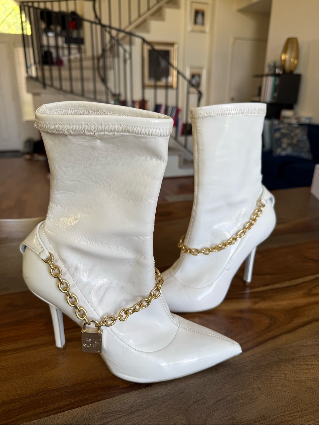 Chiara Ferragni White Pointed Stiletto Ankle Boots With Gold Chain